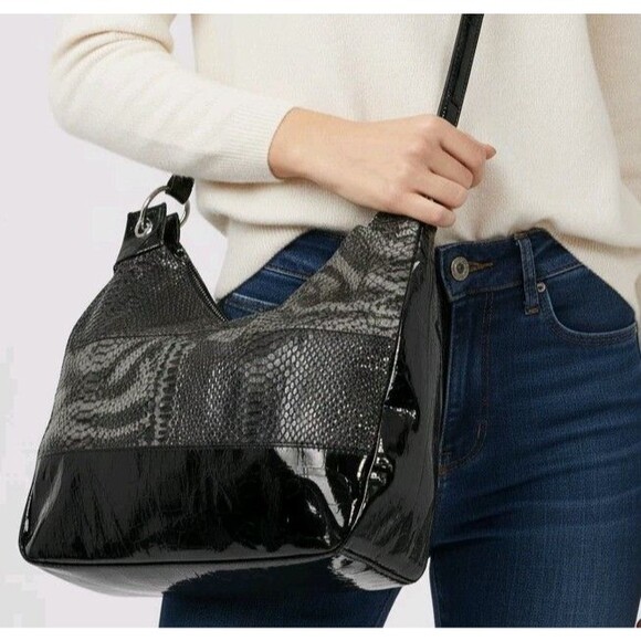 Giannini Handbags - Giannini Black Tan Faux Leather Snake Skin Hobo Crossbody Shoulder Bag